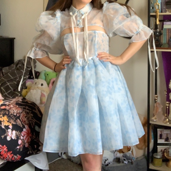 Selkie Dresses & Skirts - Selkie Hydrangea Shrug Puff (One of a Kind?)